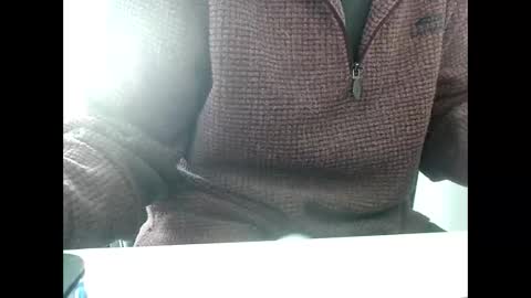 Snapshot of elfyonee chatting on December 14, 10:45 am elfyonee online show from December 14, 10:45 am
