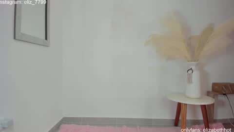 Elizabeth online show from October 16, 7:13 pm