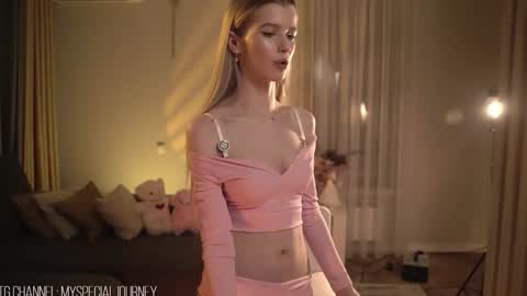 Eli online show from February 4, 10:57 pm