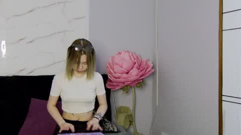 Eli online show from March 30, 12:49 pm