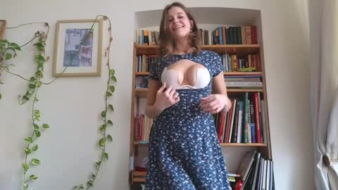 Snapshot of eli_sun chatting on February 6, 12:59 pm ELI Guys Im immersed in my studies its time for exams. I hope to be here on Friday online show from February 6, 12:59 pm