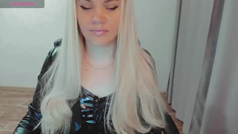 Ella online show from February 3, 6:45 am