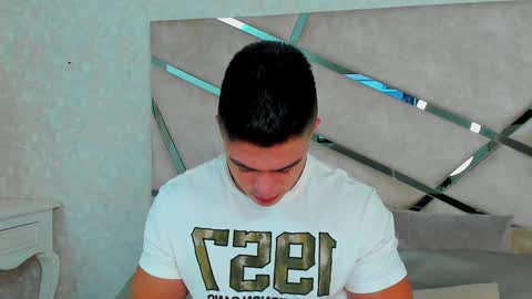 Elian online show from January 19, 12:17 am
