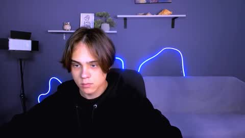 elian_flame online show from October 15, 8:48 am