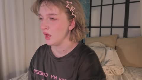 Ellie online show from December 5, 6:01 am