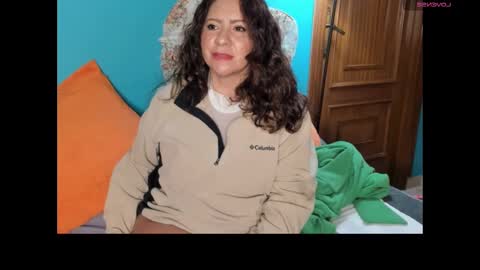 elifgirasol online show from March 1, 6:54 pm