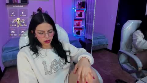 Snapshot of eliie_ruizz chatting on March 8, 4:56 am Eliie online show from March 8, 4:56 am