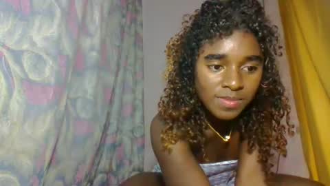 elina981 online show from April 18, 10:50 am