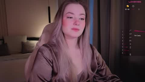 Elina online show from December 18, 4:08 am