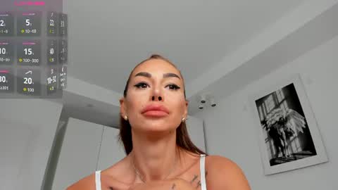 Elina online show from July 20, 10:39 am