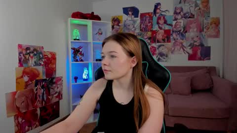 elinavale online show from February 28, 5:22 am