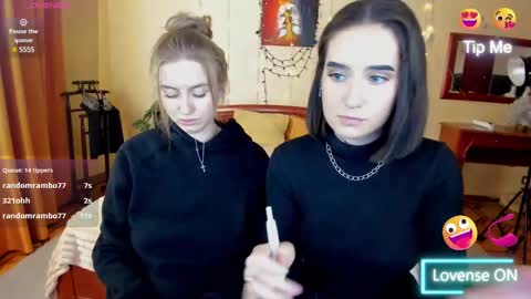 Snapshot of elinor_faith chatting on February 27, 4:10 pm elinor_faith online show from February 27, 4:10 pm