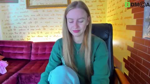 elinor_faith online show from November 5, 8:38 am