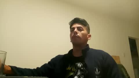 Snapshot of elirodd chatting on December 3, 7:05 am Rod online show from December 3, 7:05 am