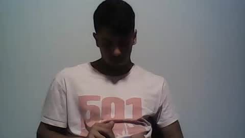 Snapshot of elirodd chatting on December 4, 2:03 am Rod online show from December 4, 2:03 am