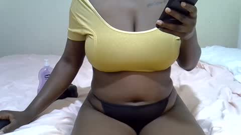 Snapshot of elisa044 chatting on December 30, 6:38 pm lisathegoddess online show from December 30, 6:38 pm