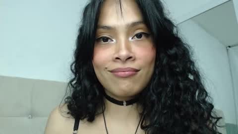 Snapshot of elisa_diaz_14 chatting on February 19, 5:27 am Elisa Diaz online show from February 19, 5:27 am