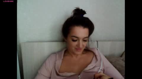 elisa_dove208 online show from October 15, 5:54 am