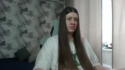 Aletta Oushen online show from February 6, 8:18 am