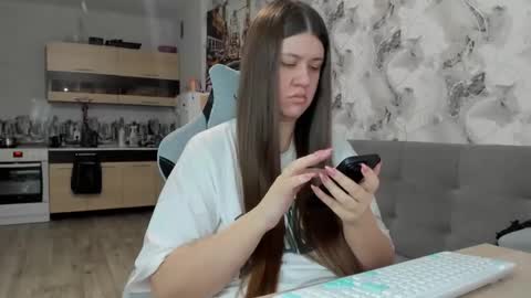 Aletta Oushen online show from December 1, 1:53 pm