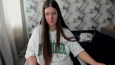 Aletta Oushen online show from July 16, 9:23 am