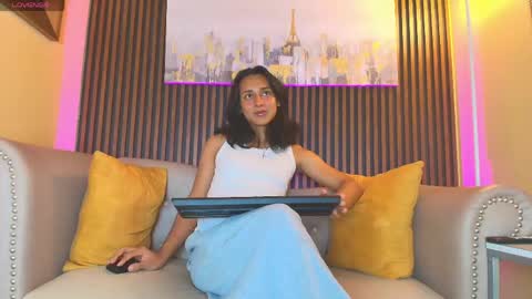 Elisa Sue online show from May 20, 3:03 am