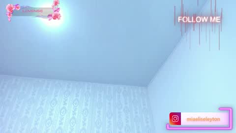 ELISE LEYTON online show from October 18, 6:56 pm