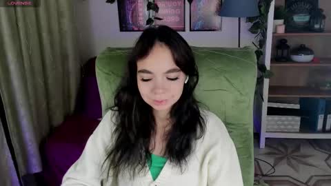 Elise online show from November 4, 4:41 pm