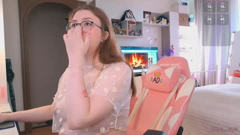 Elise    online show from September 12, 12:18 pm