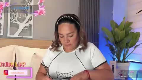 Elise Play Boobs online show from July 17, 6:54 pm