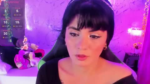 Snapshot of elissa_iris chatting on September 9, 2:33 am E L I S S A online show from September 9, 2:33 am