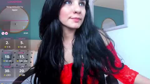 Snapshot of elissa_iris chatting on March 12, 5:35 am E L I S S A online show from March 12, 5:35 am