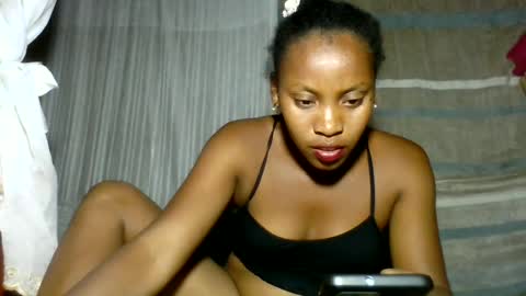 elita12010 online show from June 23, 11:50 am