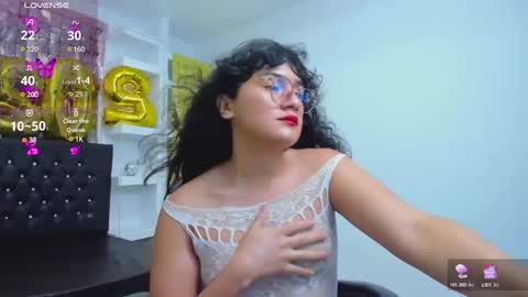 elith_berry69_ online show from March 5, 1:31 am