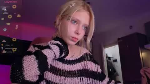 Elizabeth online show from October 14, 10:02 pm