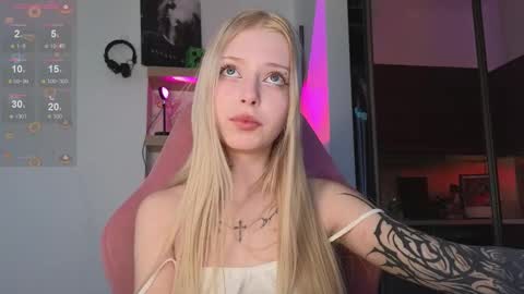 Elizabeth online show from February 16, 2:26 pm