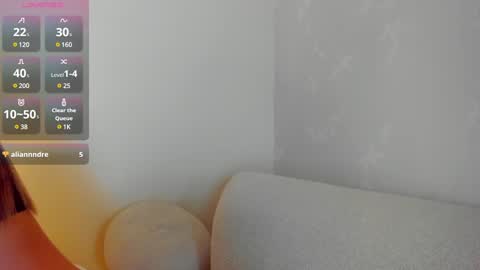 Snapshot of eliza_sanz chatting on December 15, 8:58 pm My name is ElizaPVT is open online show from December 15, 8:58 pm