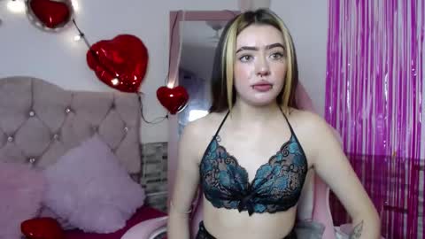 Elizabeth online show from March 3, 4:15 pm