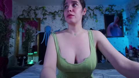 Snapshot of elizabeth77_ chatting on February 11, 10:14 am Elizabeth online show from February 11, 10:14 am