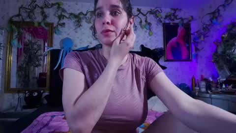 Snapshot of elizabeth77_ chatting on February 25, 7:16 pm Elizabeth online show from February 25, 7:16 pm