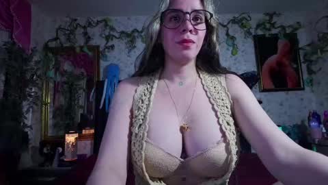 Elizabeth online show from October 9, 10:21 am