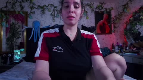 Snapshot of elizabeth77_ chatting on February 4, 10:13 pm Elizabeth online show from February 4, 10:13 pm