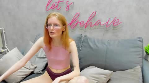 Elizabeth online show from March 4, 2:32 pm