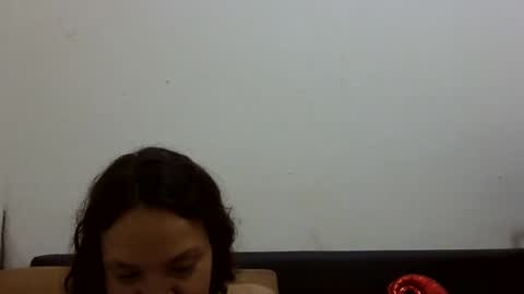 Snapshot of elizabeth_martinez_ chatting on January 8, 7:24 pm Elizabeth Martinez online show from January 8, 7:24 pm