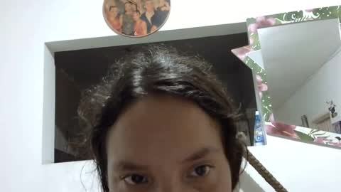 Snapshot of elizabeth_martinez_ chatting on December 2, 7:22 pm Elizabeth Martinez online show from December 2, 7:22 pm