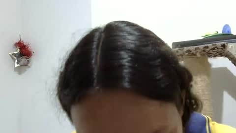 Snapshot of elizabeth_martinez_ chatting on January 14, 6:07 pm Elizabeth Martinez online show from January 14, 6:07 pm