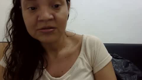 Snapshot of elizabeth_martinez_ chatting on March 2, 6:51 pm Elizabeth Martinez online show from March 2, 6:51 pm