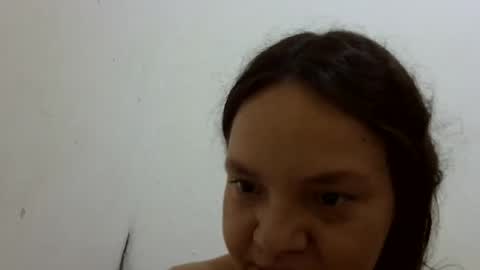 Snapshot of elizabeth_martinez_ chatting on December 21, 8:43 pm Elizabeth Martinez online show from December 21, 8:43 pm