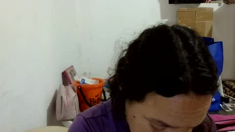 Elizabeth Martinez  online show from June 18, 5:18 pm