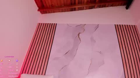 Elizabeth Swan online show from October 31, 3:34 pm